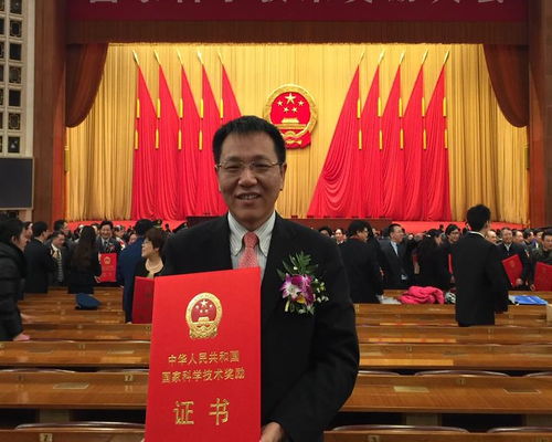 給心臟補窟窿的神奇醫(yī)生 每一個病人就是一份考卷